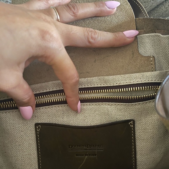 Dooney and Bourke Analia Satchel bag - Picture 3 of 8